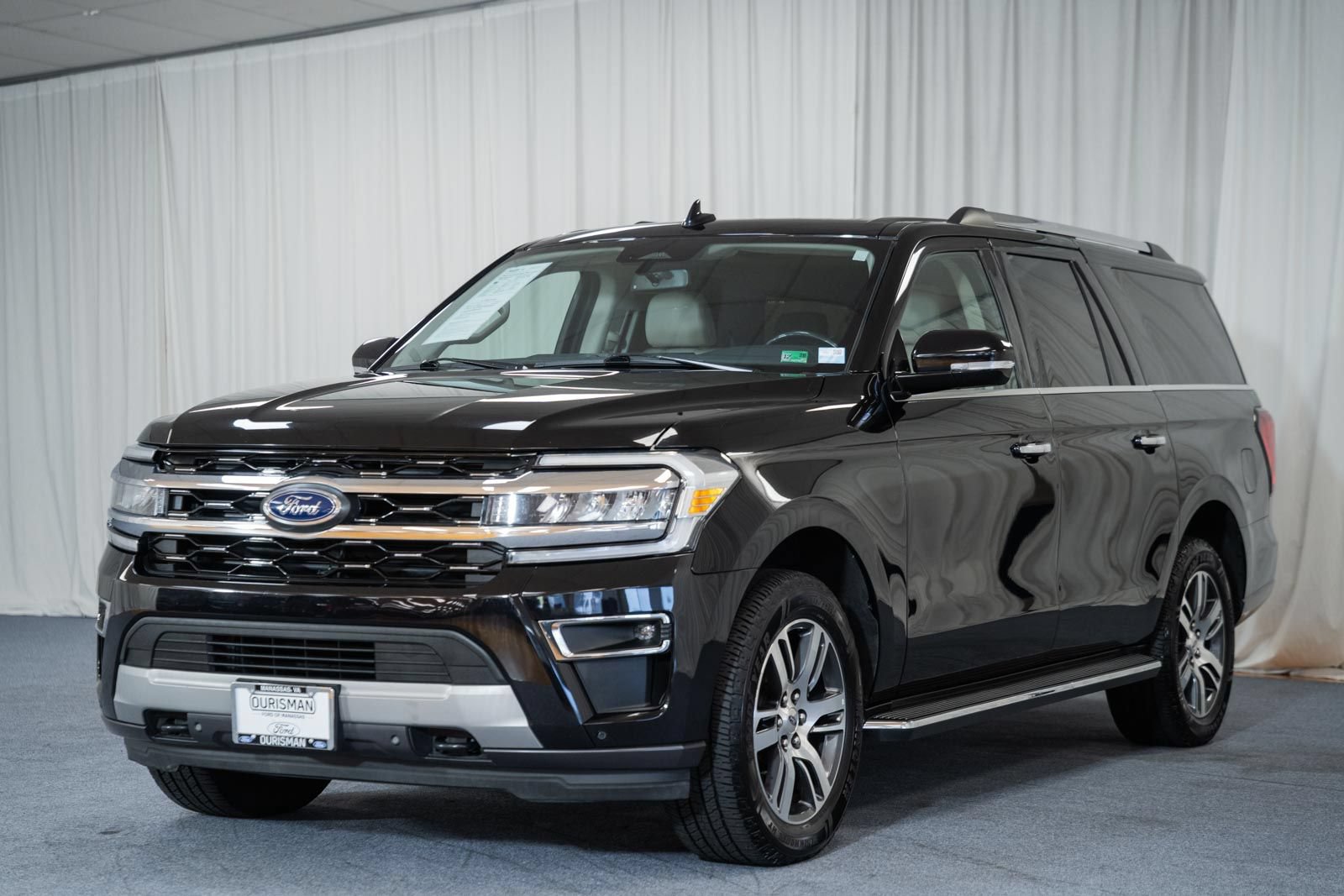 Certified 2023 Ford Expedition Max Limited AWD/4WD image 3