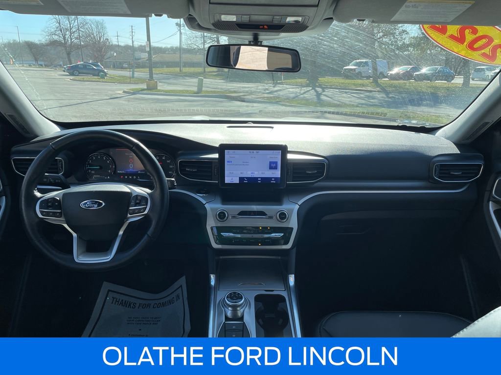 Certified 2022 Ford Explorer XLT w/ Equipment Group 202A image 25