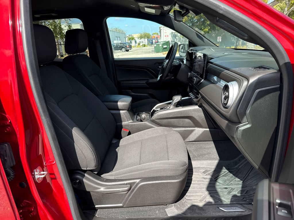 Used 2023 Chevrolet Colorado LT w/ LT Convenience Package II image 25