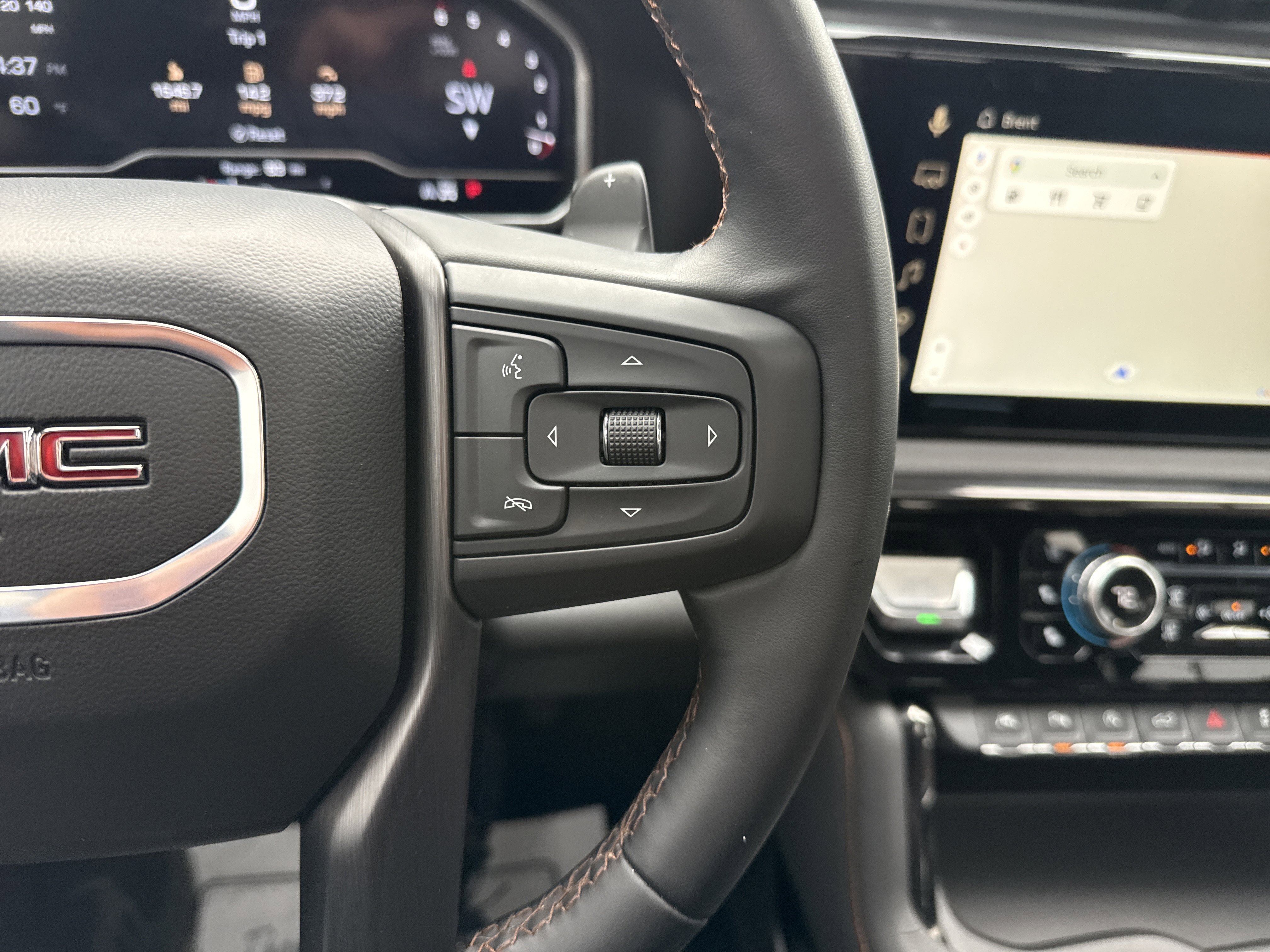 Used 2024 GMC Sierra 1500 AT4 w/ Technology Package AWD/4WD image 25
