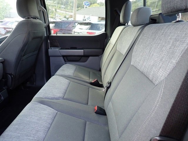 Certified 2022 Ford F150 XLT w/ Equipment Group 302A High image 20