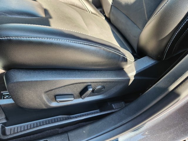 Certified 2022 Ford Edge ST w/ Cargo Accessory Package image 26