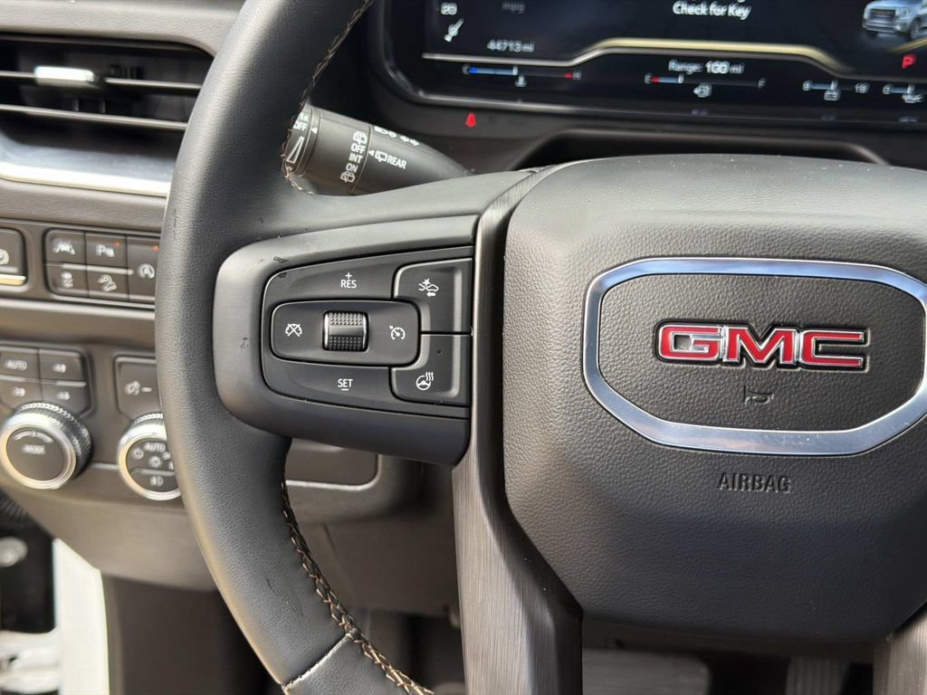 Used 2024 GMC Yukon AT4 AWD/4WD image 26