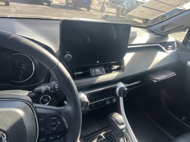 Used 2023 Toyota RAV4 XLE Premium image 11