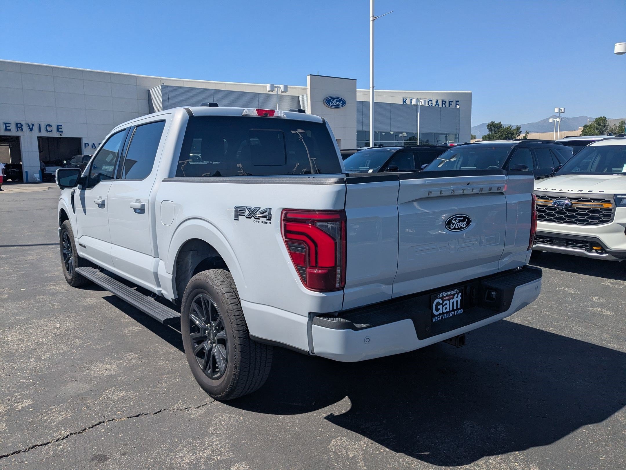 Certified 2025 Ford F150 Platinum w/ Equipment Group 702A High AWD/4WD image 9