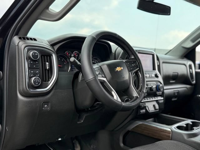 Used 2022 Chevrolet Silverado 2500 LT w/ Convenience Package AWD/4WD image 10