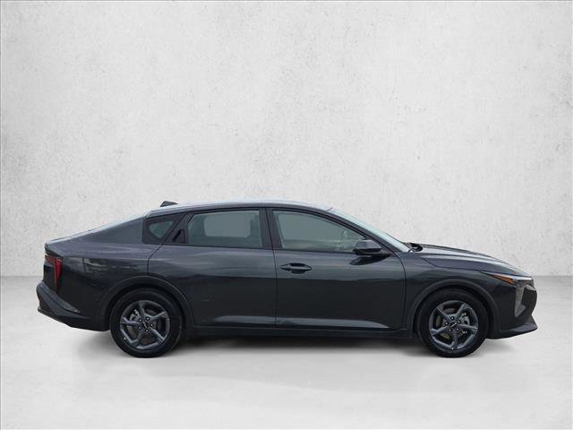 Used 2025 Kia K4 FWD video 4