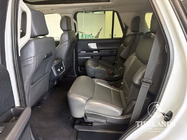 Certified 2025 Ford Expedition Active RWD image 30