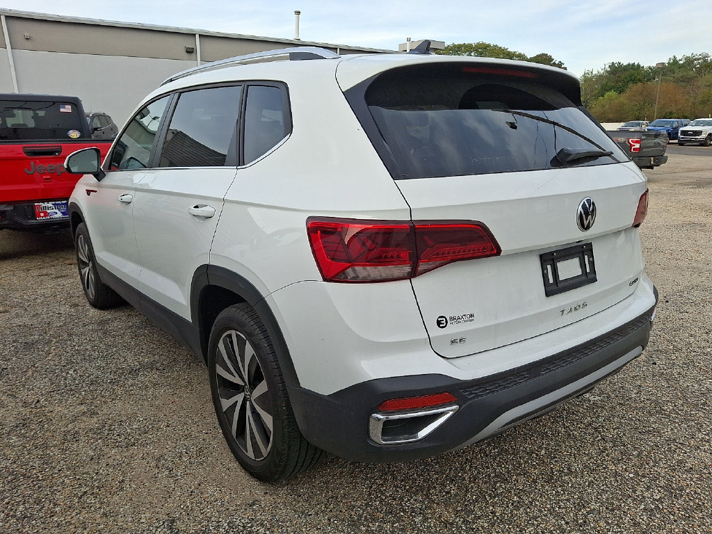 Used 2022 Volkswagen Taos SE AWD/4WD image 6