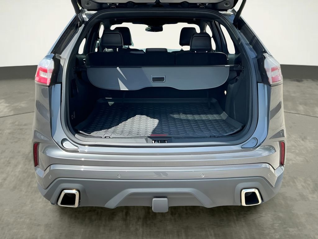 Certified 2022 Ford Edge ST image 17