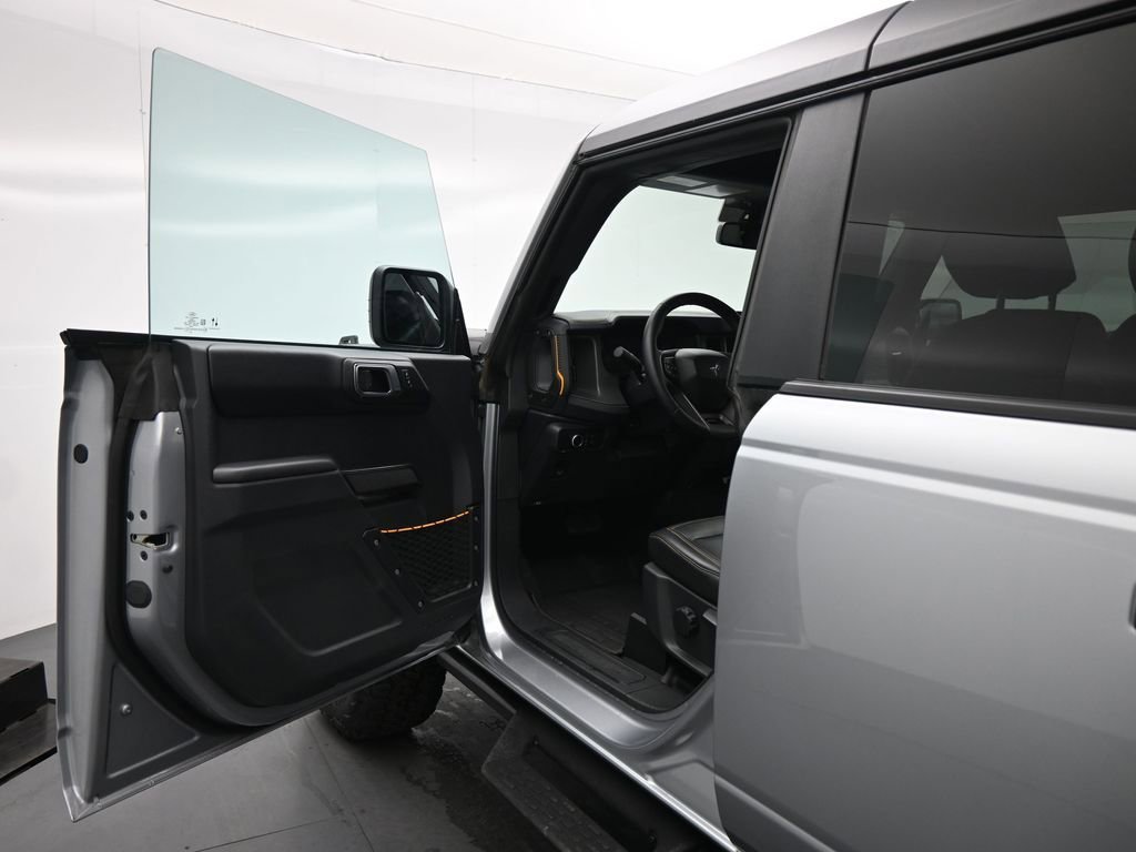 Certified 2024 Ford Bronco Badlands AWD/4WD image 9