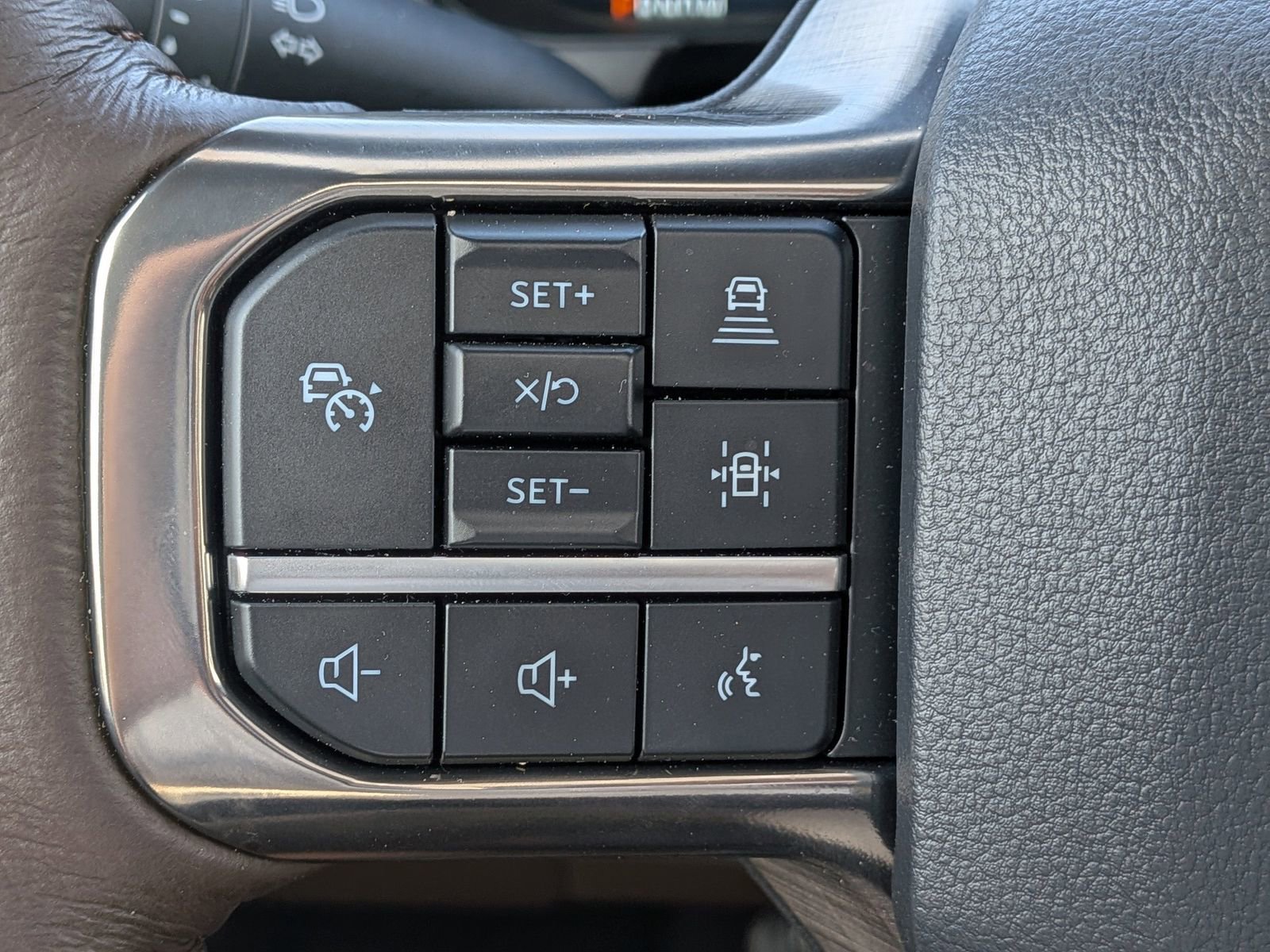 Certified 2025 Ford F150 King Ranch w/ FX4 Off-Road Package image 29