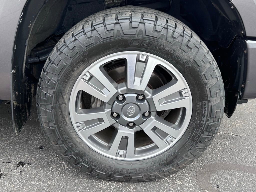 Used 2019 Toyota Tundra Platinum AWD/4WD image 50