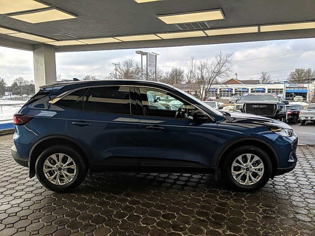 Certified 2023 Ford Escape Active video 2