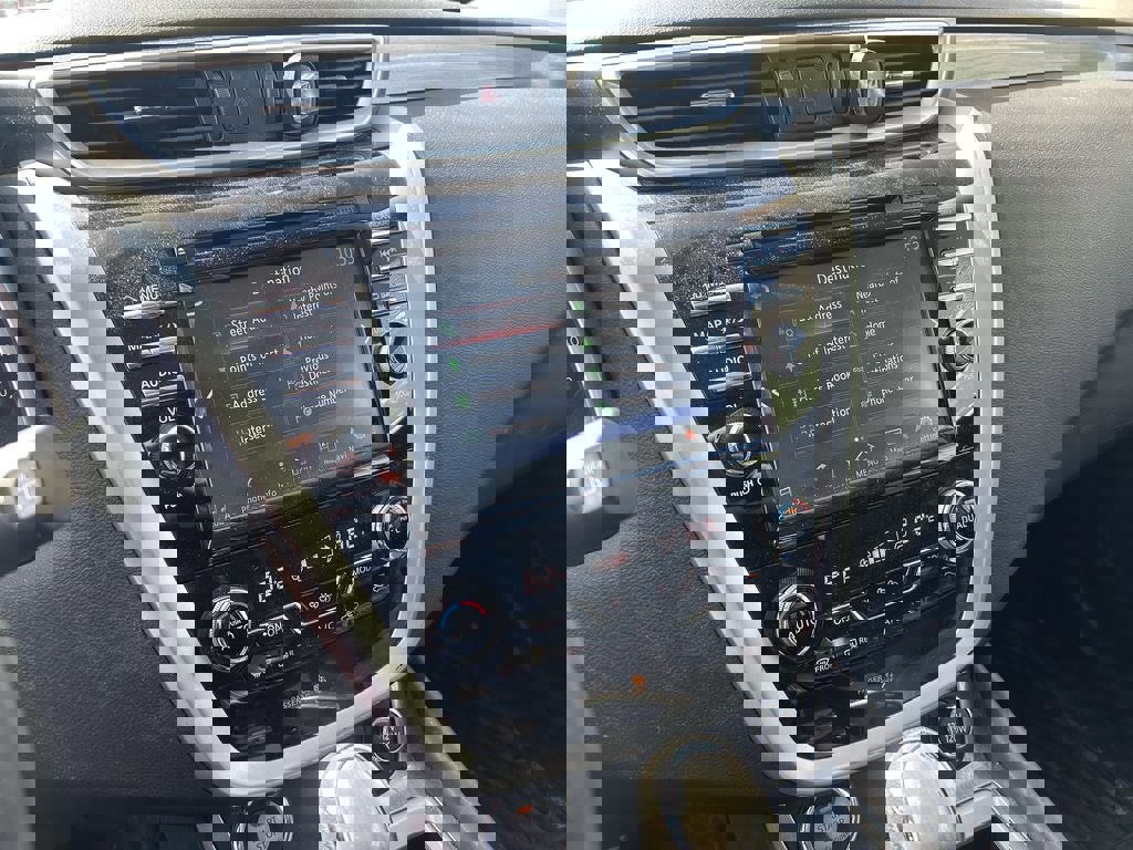 Used 2018 Nissan Murano SV w/ Premium Package image 22