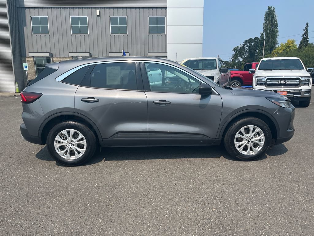 Certified 2024 Ford Escape Active AWD/4WD image 7