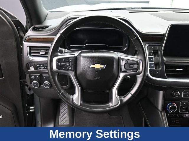 Used 2023 Chevrolet Suburban Premier AWD/4WD image 20