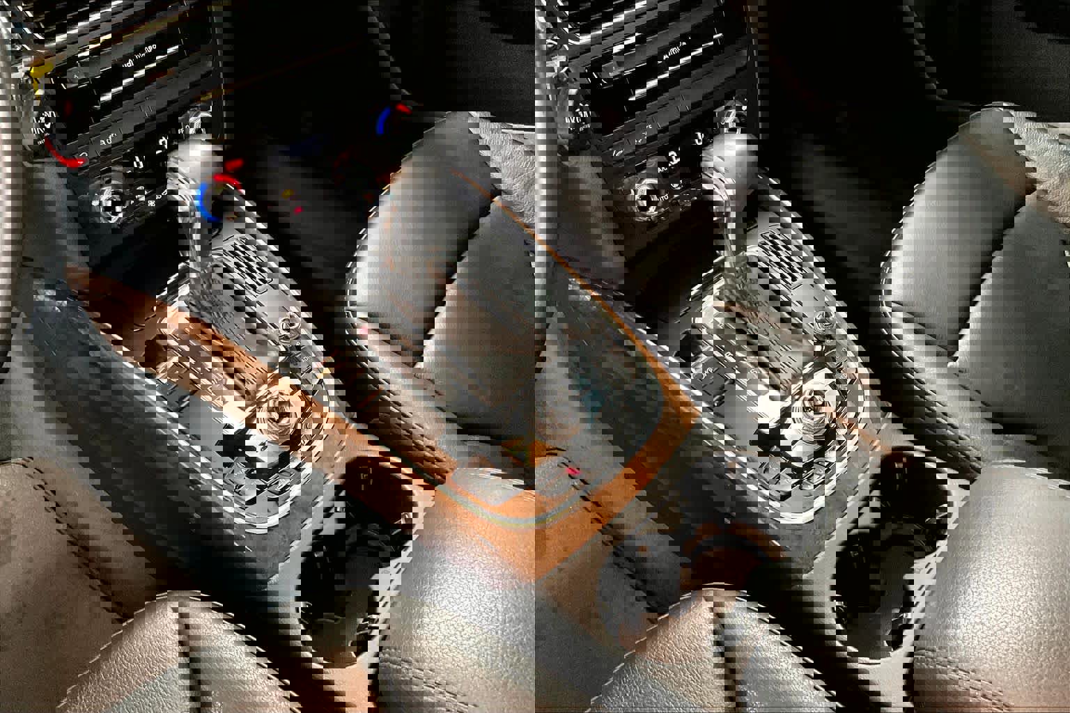 Used 2017 Audi Q5 2.0T Premium w/ Audi MMI Navigation Plus image 17