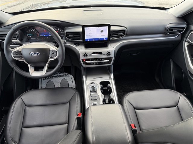 Certified 2023 Ford Explorer XLT w/ Equipment Group 202A image 17