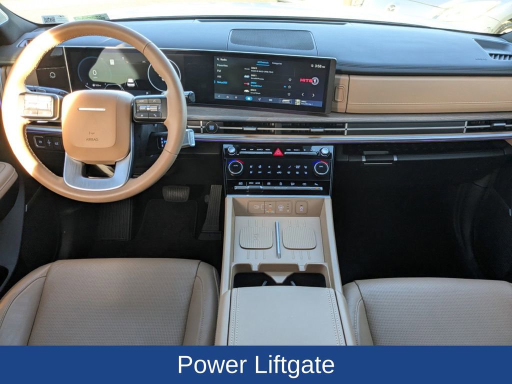 Used 2025 Hyundai Santa Fe Limited image 19