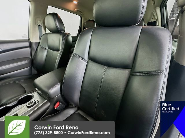 Used 2019 Nissan Pathfinder SL AWD/4WD image 23