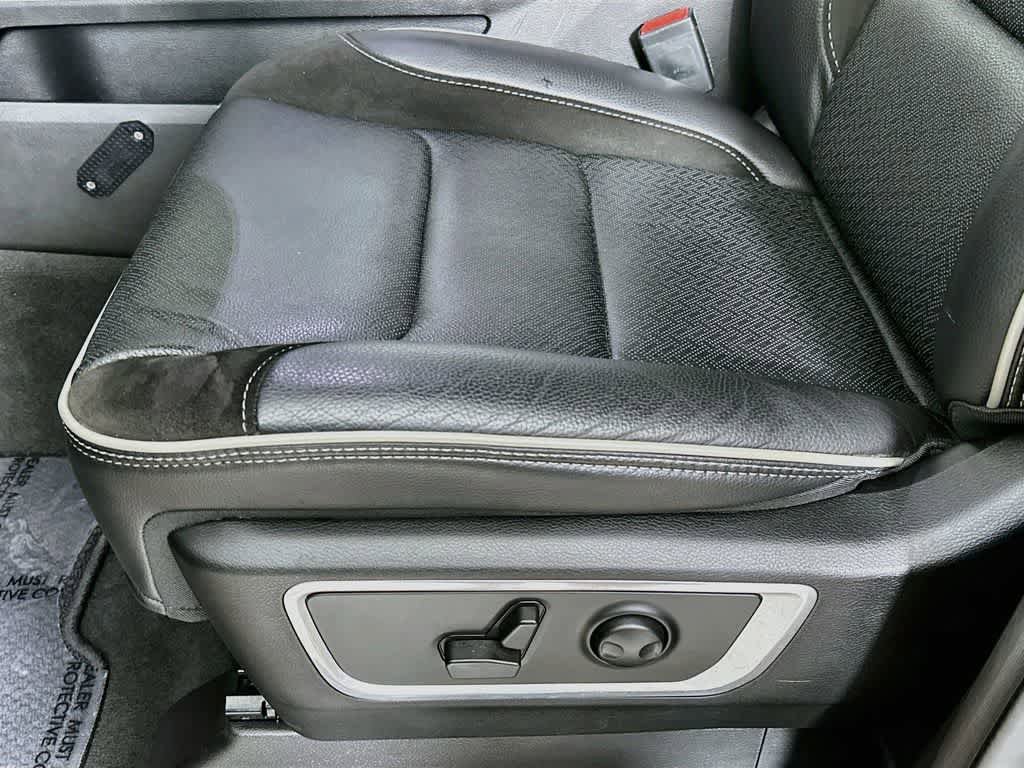 Used 2022 RAM 1500 Laramie AWD/4WD image 30