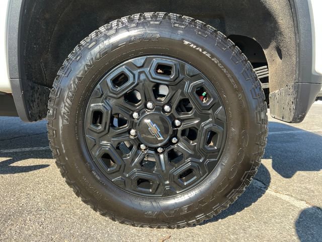 Used 2023 Chevrolet Silverado 2500 LTZ w/ LTZ Plus Package image 15