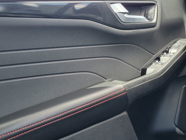 Certified 2023 Ford Escape ST-Line w/ Tech Pack #1 image 37