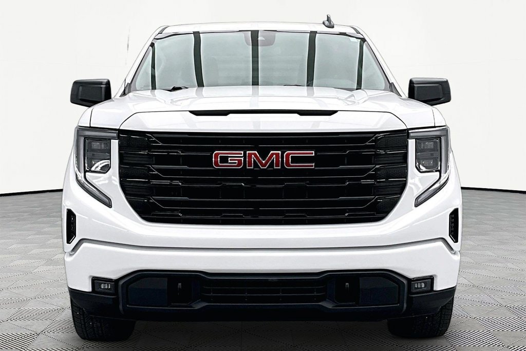 Used 2024 GMC Sierra 1500 Elevation AWD/4WD image 3