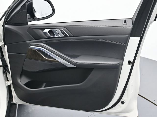 Used 2023 BMW X6 xDrive40i w/ Premium Package image 30