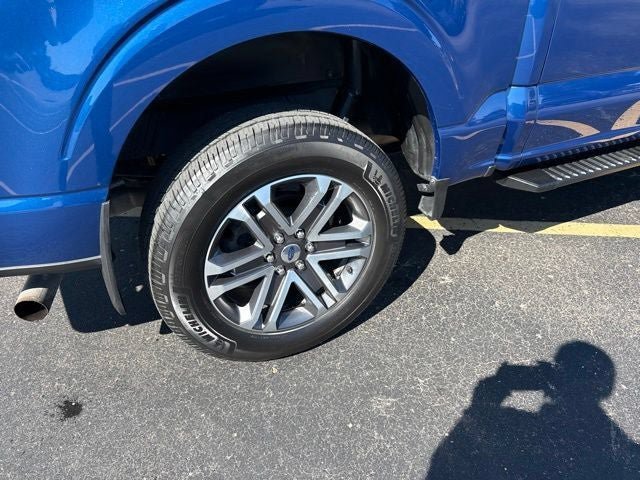 Certified 2022 Ford F150 XL w/ STX Appearance Package AWD/4WD image 4