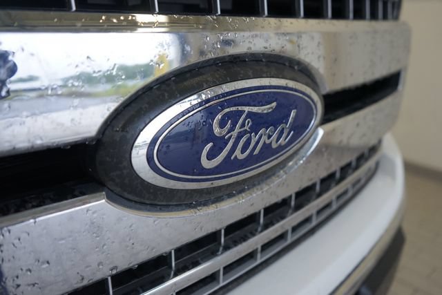 Certified 2018 Ford F150 XLT w/ Equipment Group 302A Luxury AWD/4WD image 19