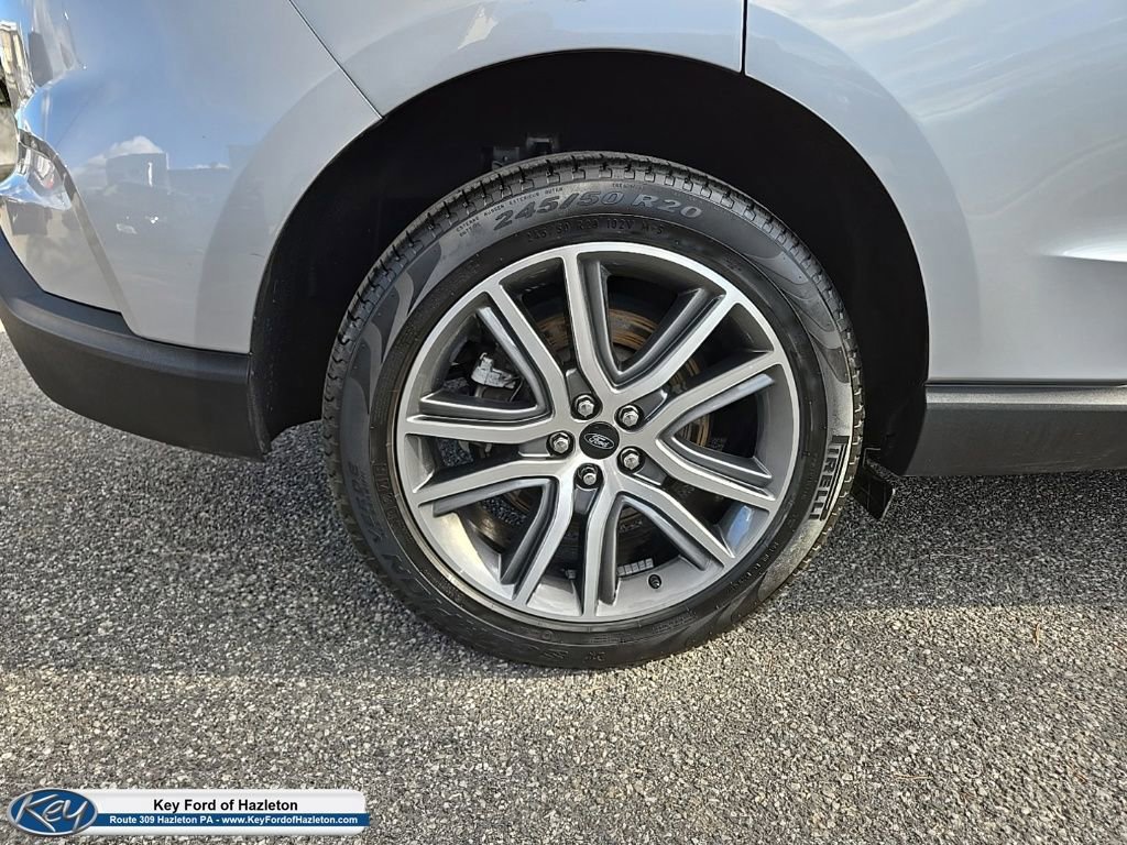 Certified 2023 Ford Edge Titanium w/ Class II Trailer Tow Package AWD/4WD image 17