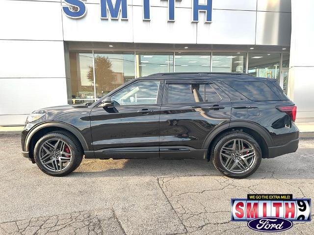 Certified 2026 Ford Explorer ST-Line w/ ST-Line Street Pack AWD/4WD image 2