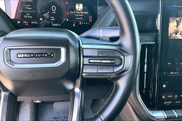 Used 2025 GMC Yukon XL Denali AWD/4WD image 19