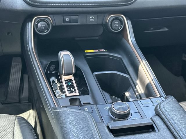 Used 2024 Toyota Grand Highlander AWD Hybrid image 18