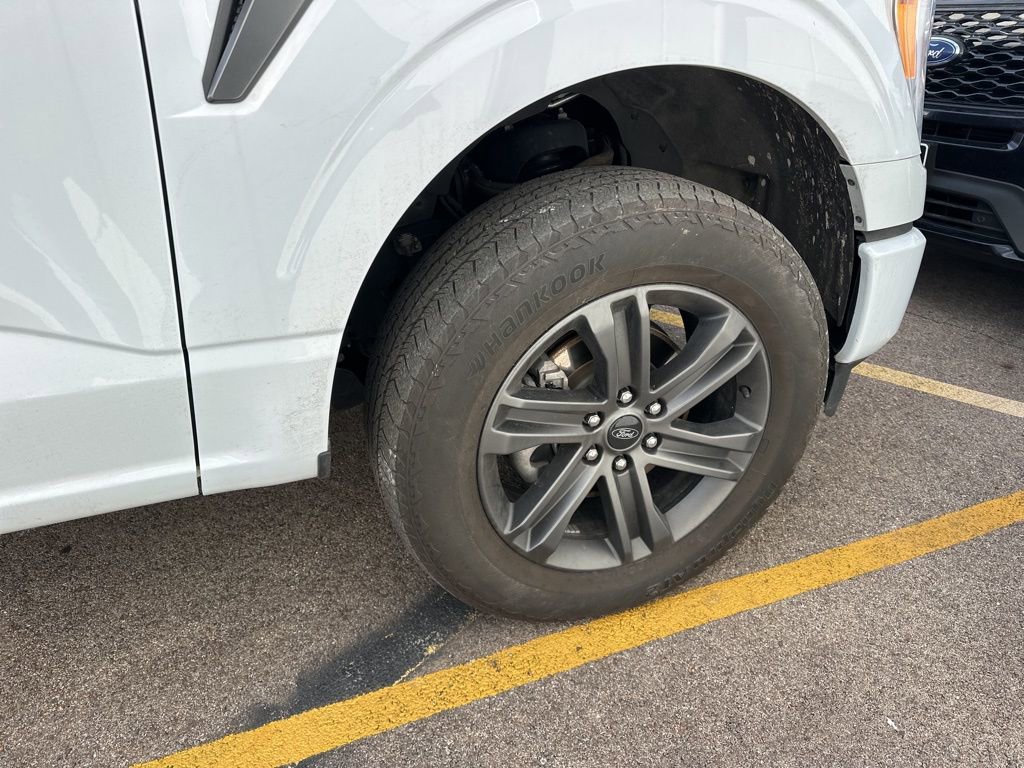 Certified 2022 Ford F150 XLT w/ Equipment Group 302A High image 3