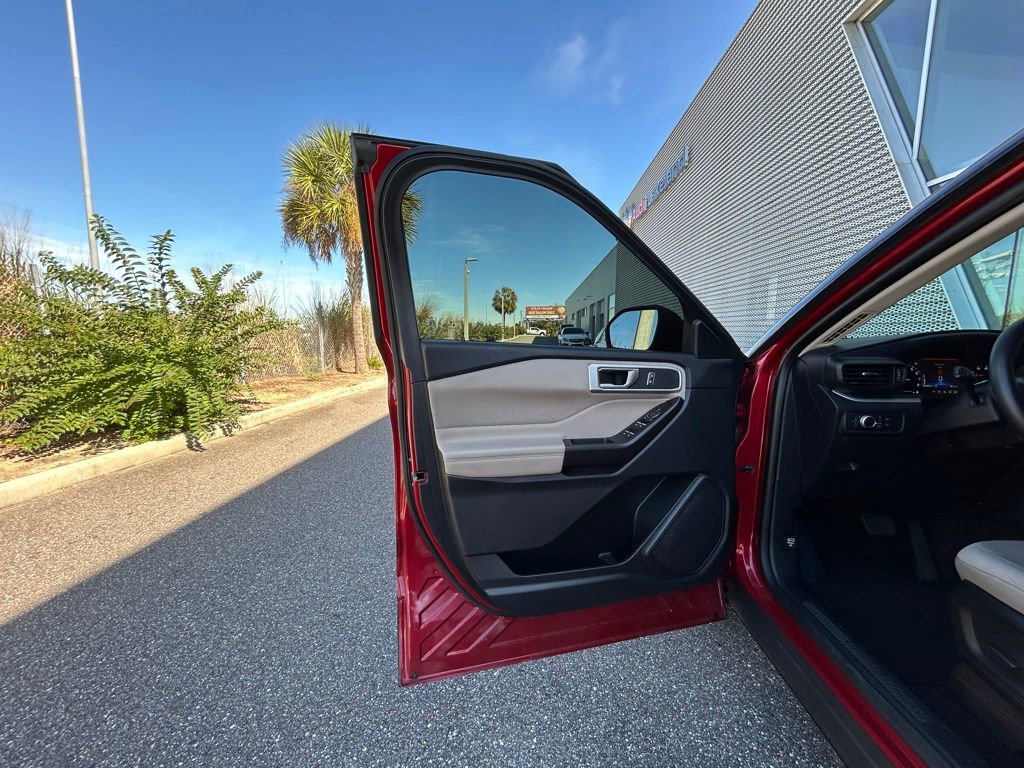 Certified 2020 Ford Explorer XLT image 57