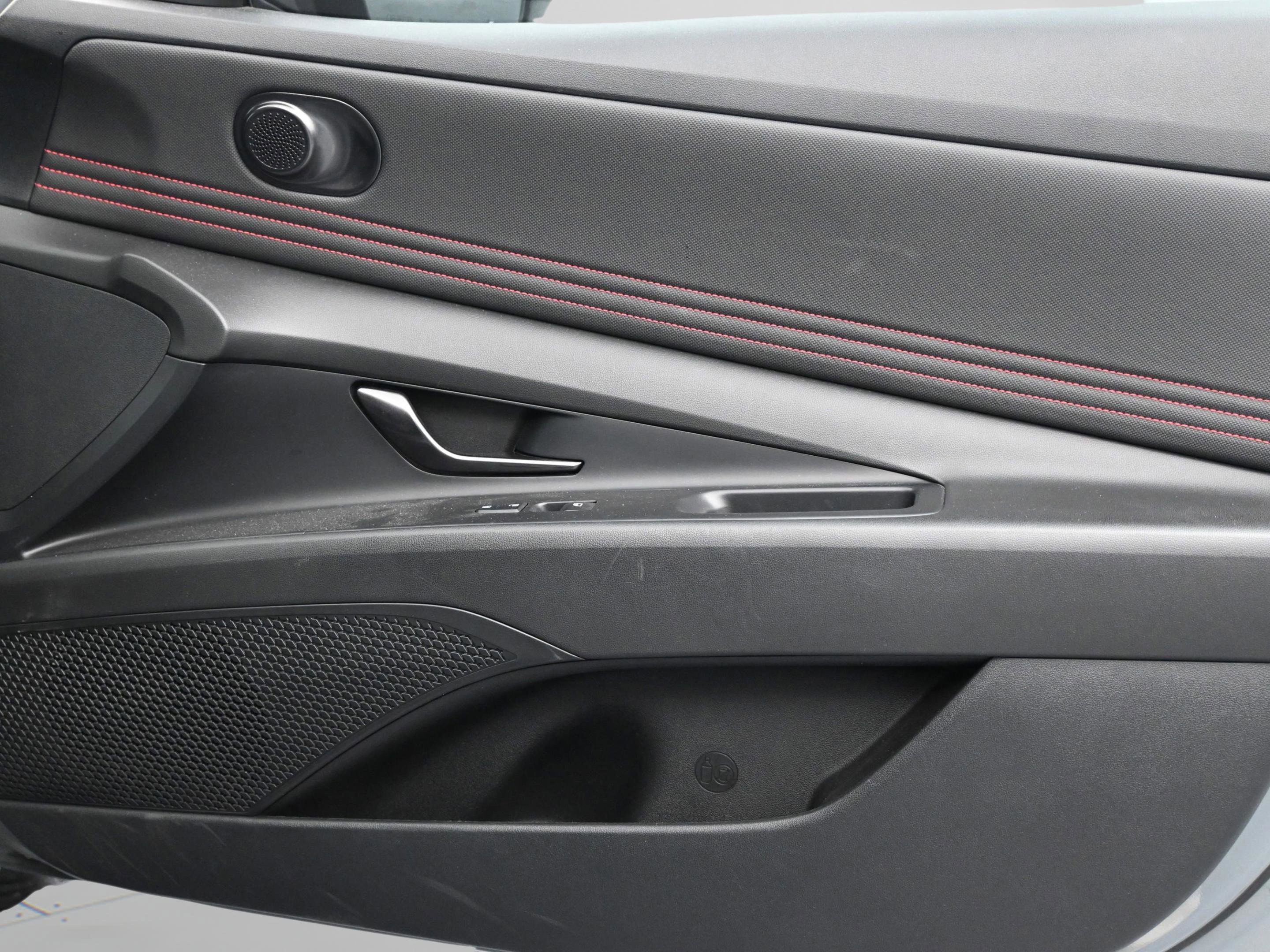 Used 2023 Hyundai Elantra N Line image 34