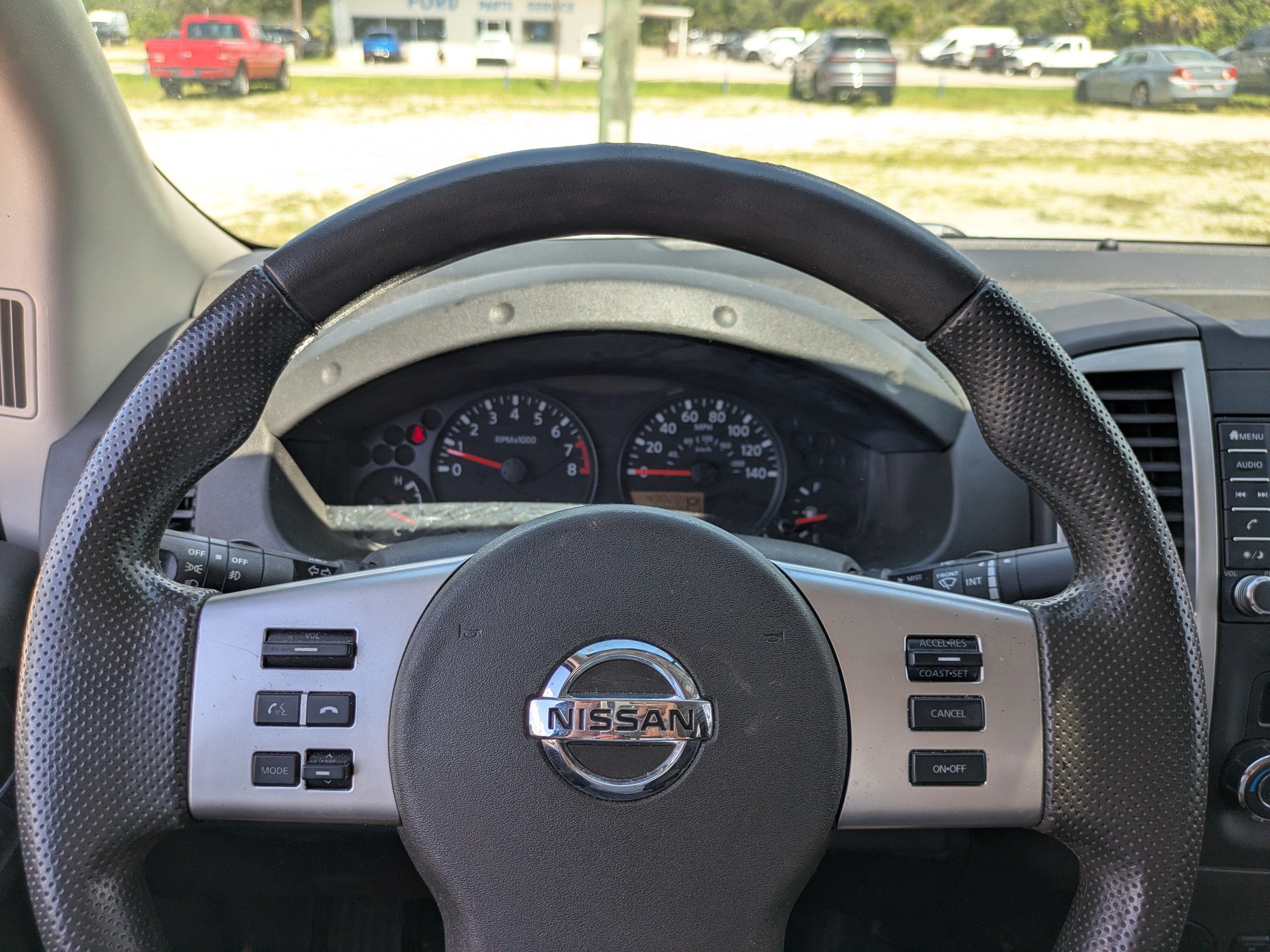 Used 2020 Nissan Frontier SV RWD image 21