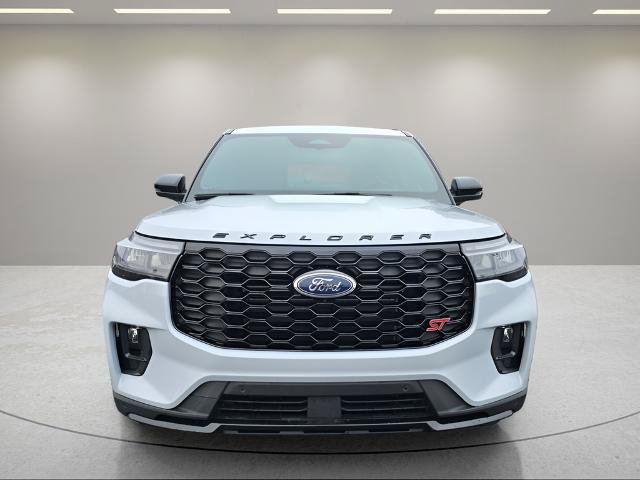 Certified 2026 Ford Explorer ST AWD/4WD image 2