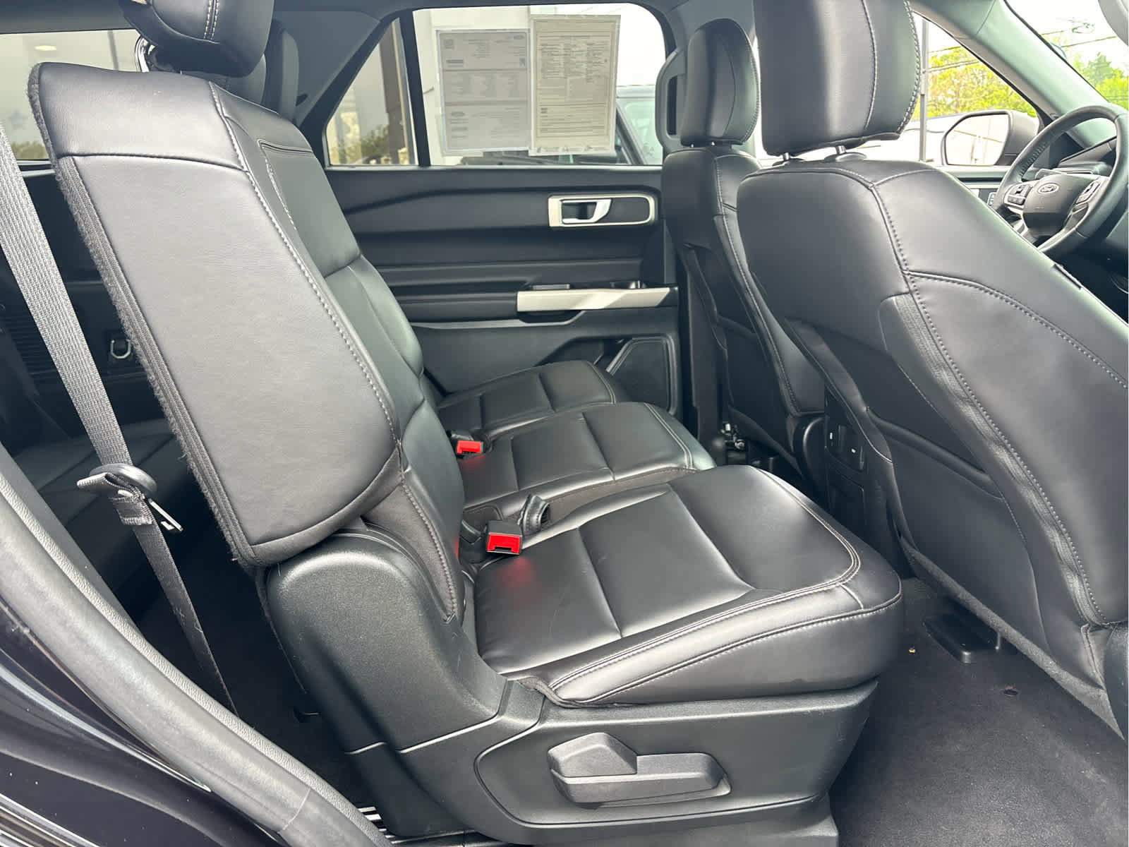 Certified 2023 Ford Explorer XLT w/ Equipment Group 202A AWD/4WD image 22