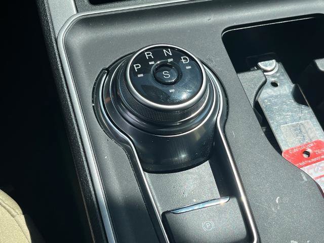 Certified 2024 Ford Edge SE image 12