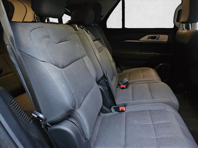 Certified 2025 Ford Explorer Active image 24