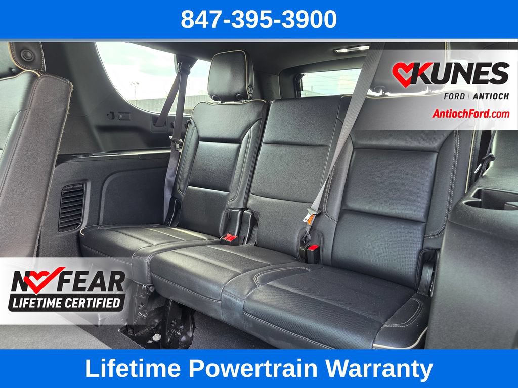 Used 2024 Chevrolet Suburban Premier AWD/4WD image 23