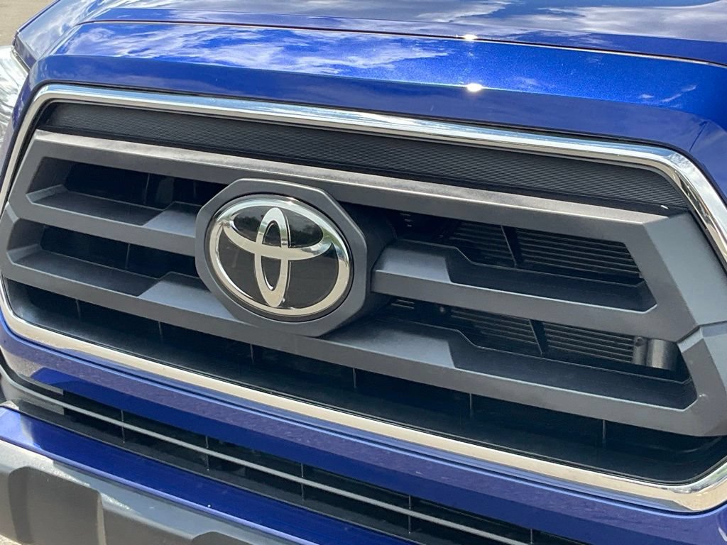Used 2022 Toyota Tacoma SR5 AWD/4WD image 29
