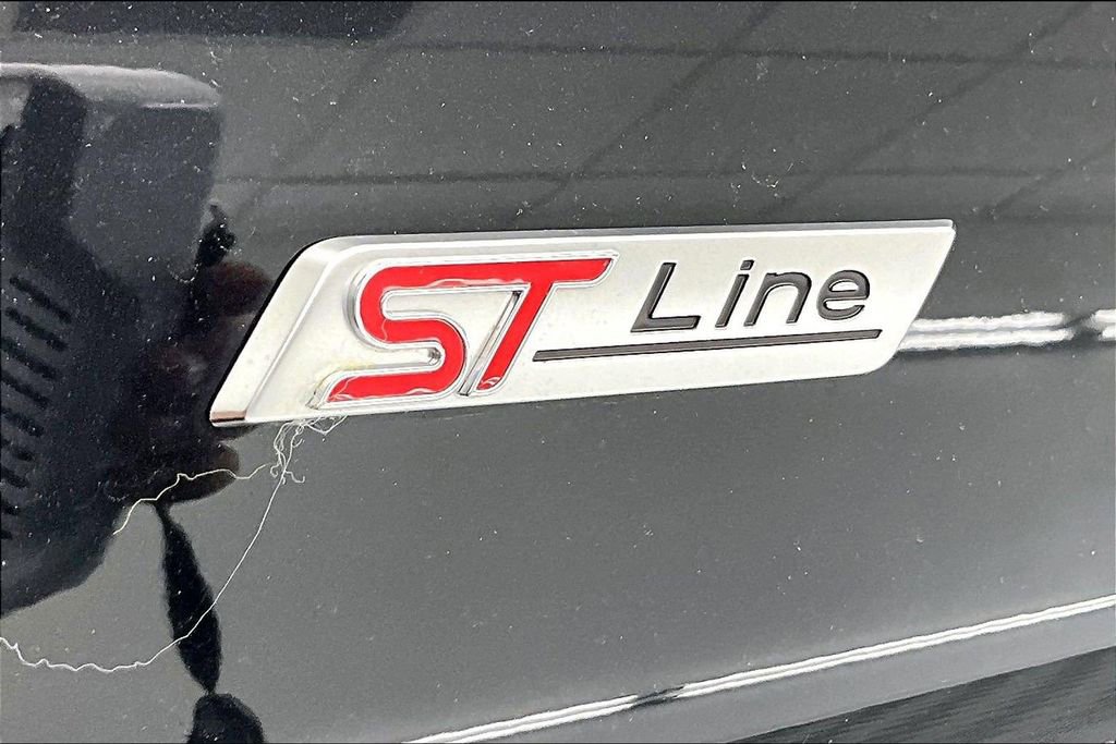 Certified 2025 Ford Explorer ST-Line w/ ST-Line Street Pack AWD/4WD image 8