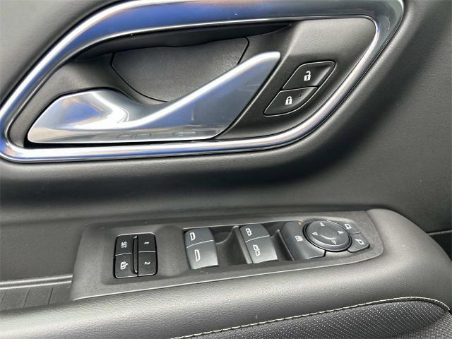 Used 2024 GMC Yukon SLT image 24
