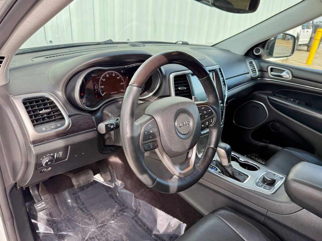 Used 2017 Jeep Grand Cherokee Summit image 9