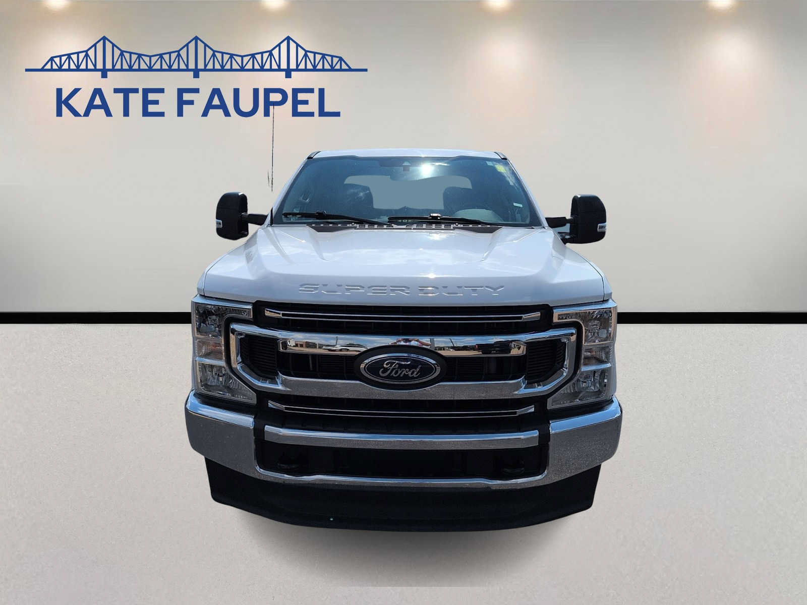 Certified 2022 Ford F250 XLT AWD/4WD image 2